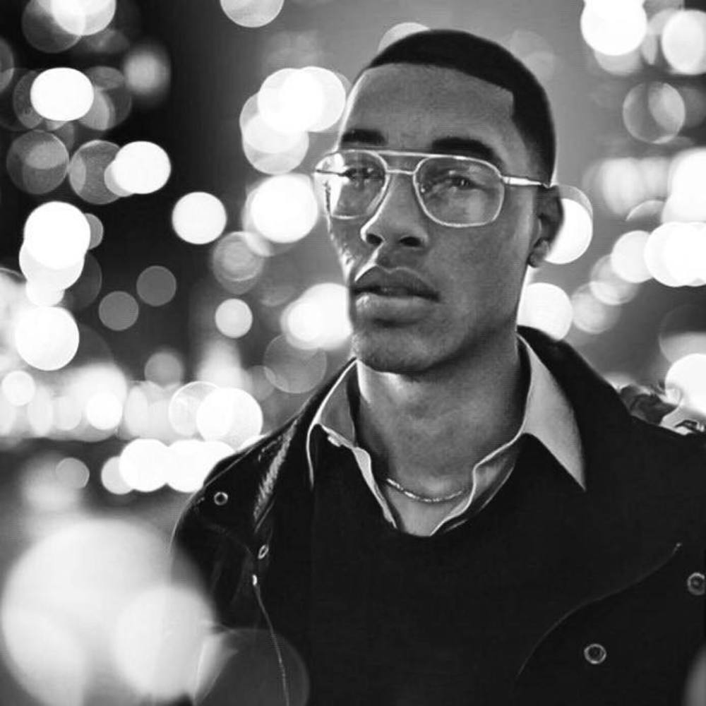 Meet your Posher, Tavares